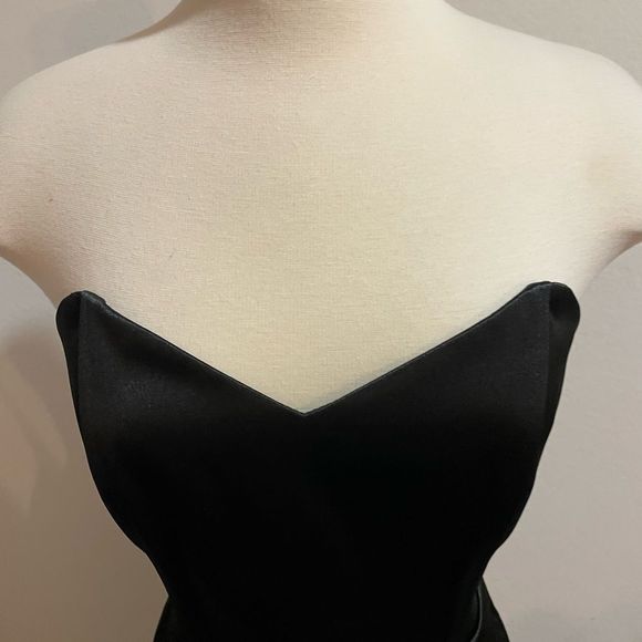 *NWT* Elagia Black Satin Dress - Picture 5 of 12
